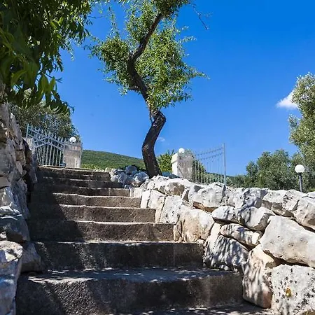 Pozzo Di Luce - Adults Only לינה וארוחת בוקר 4*